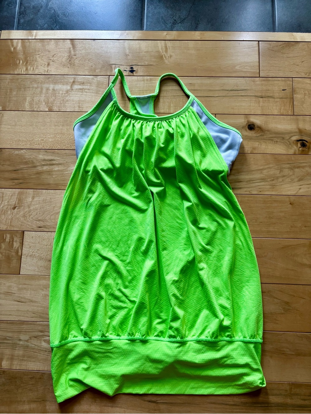 Lululemon no limits tank top